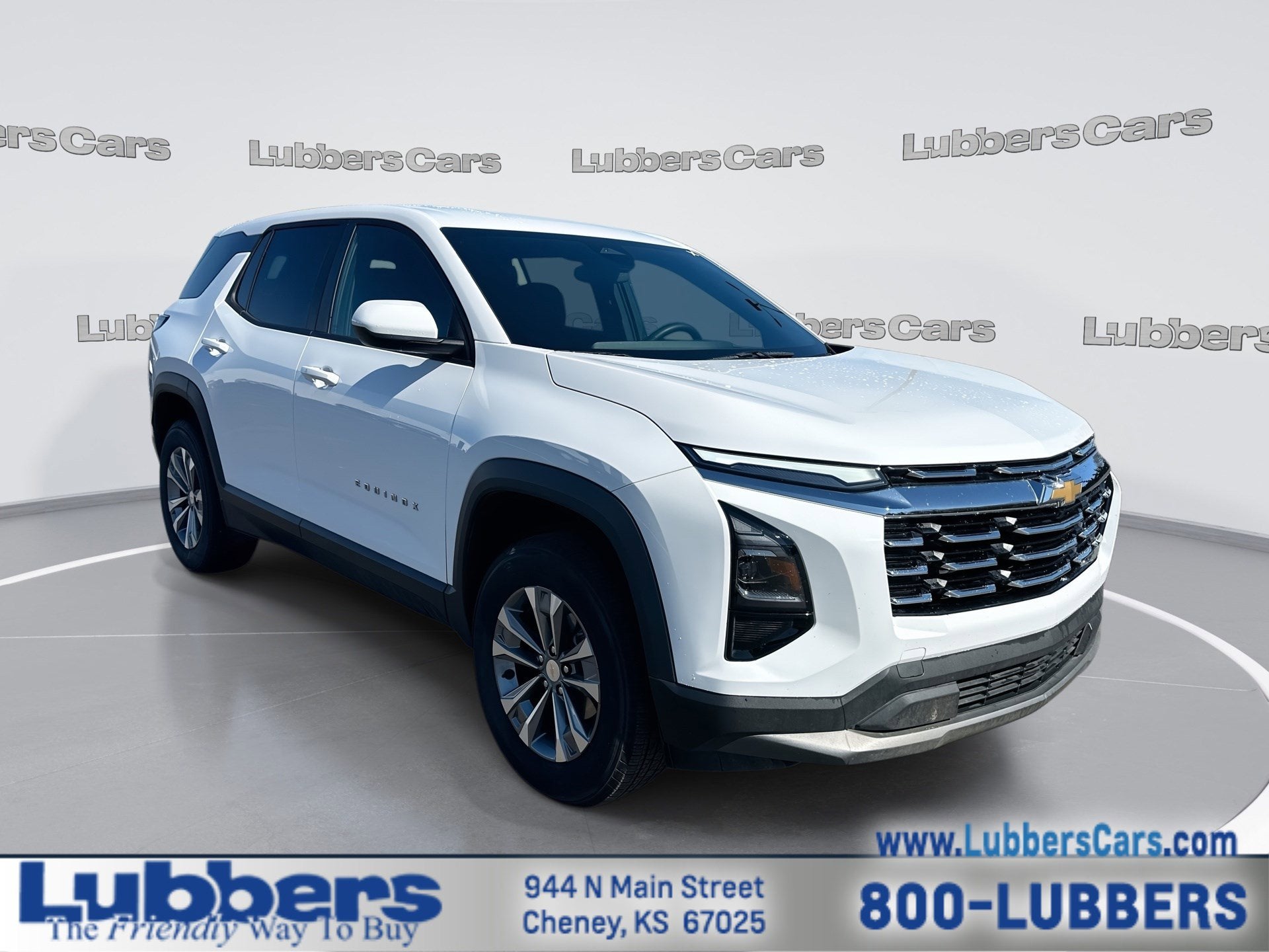 2025 Chevrolet Equinox FWD LT in Summit White — front three-quarter view